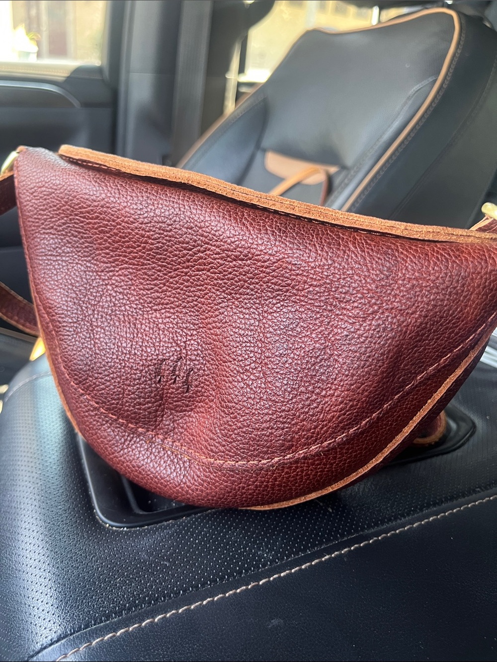 Koala Sling Bag — Small- Nutmeg NWT - Picture 4 of 4